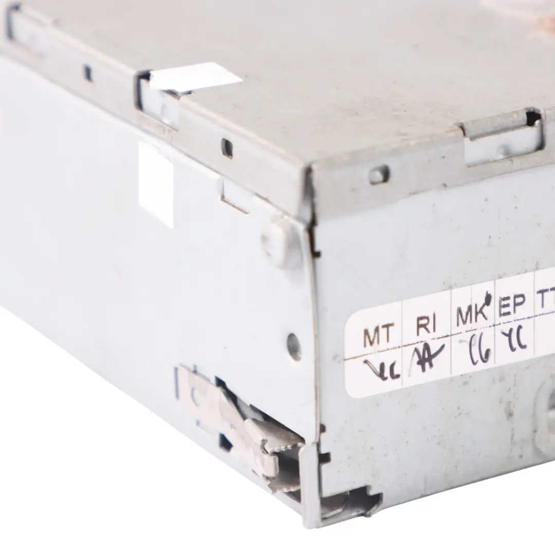 Radio Samochodowe Odtwarzacz Harman Becker do Audi A4 A5 A6 Q5 Q7 o numerze 4F0035053B Audi A4 A5 A6 Q5 Q7 Radio Samochodowe Odtwarzacz Harman Becker - SKU 4F0035053B-1 - Numer Części 4F0035053B