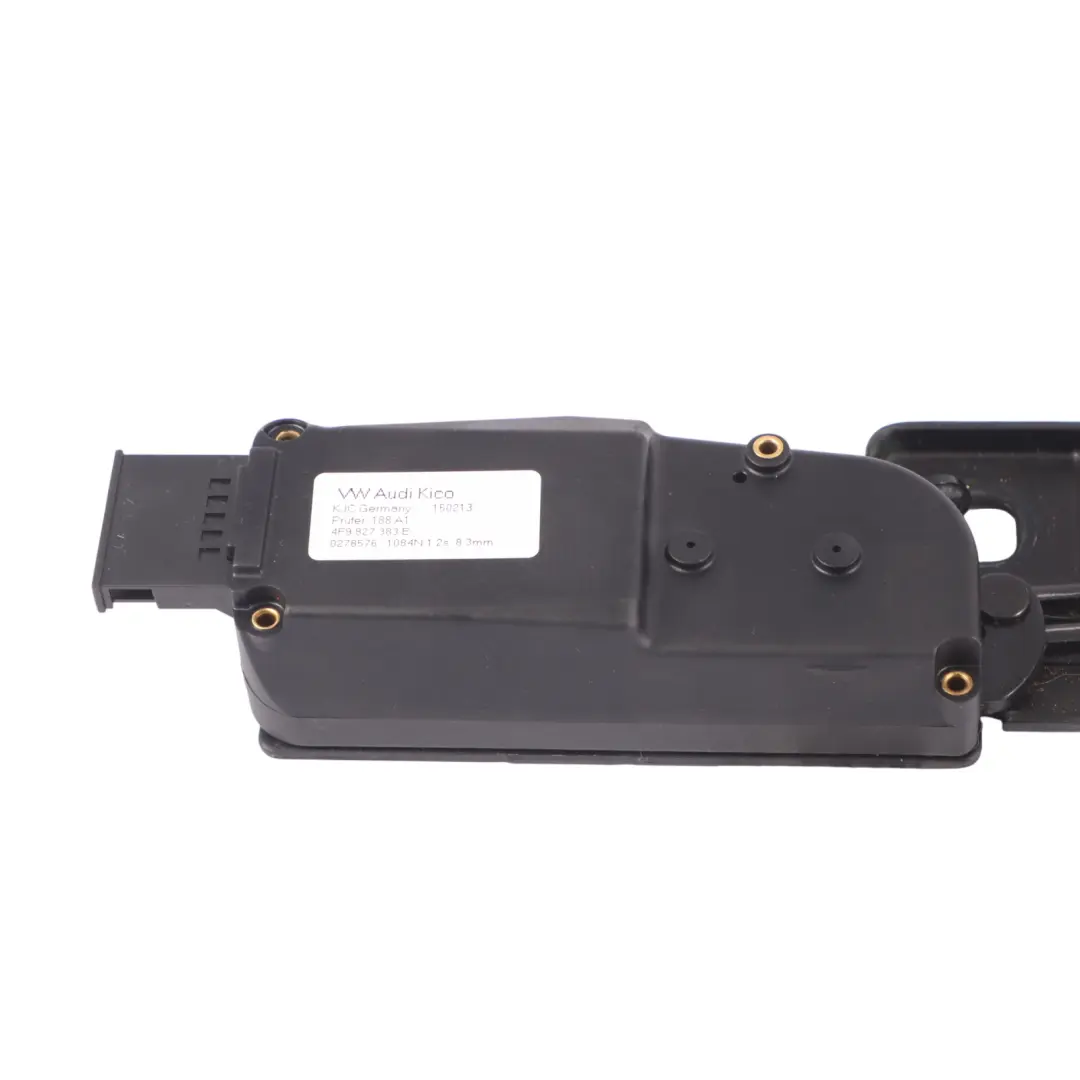 Audi Q5 8R Actionneur du moteur de verrouillage du coffre Couvercle - SKU 4F9827383E - Numéro de pièce 4F9827383E