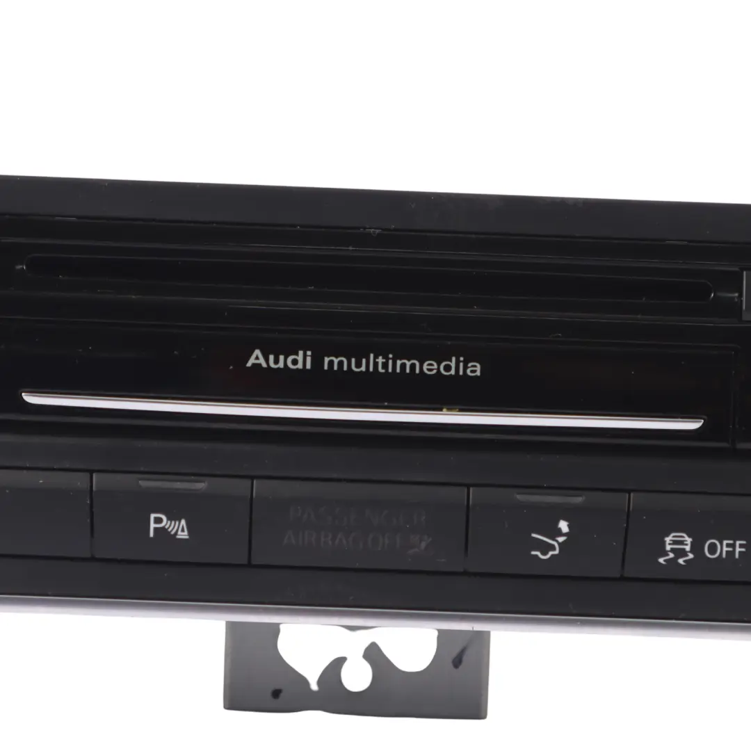 4G8 Multimedia Radio CD DVD Player MMI Steuergerät für Audi A7 mit Teilenummer 4G0035670G Audi A7 4G8 Multimedia Radio CD DVD Player MMI Steuergerät - SKU 4G0035670G - Teilenummer 4G0035670G