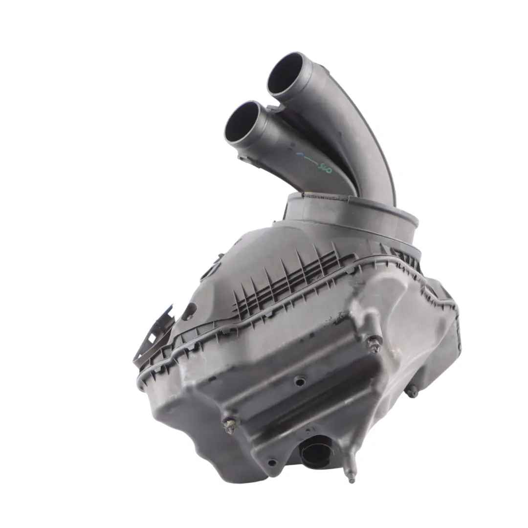 Filter Cleaner Box Intake Housing 8R0133837S to Audi S6 S7 A7 4G Air with Part number 4G0133836S Audi S6 S7 A7 4G Air Filter Cleaner Box Intake Housing 8R0133837S - SKU 4G0133836S - Part number 4G0133836S