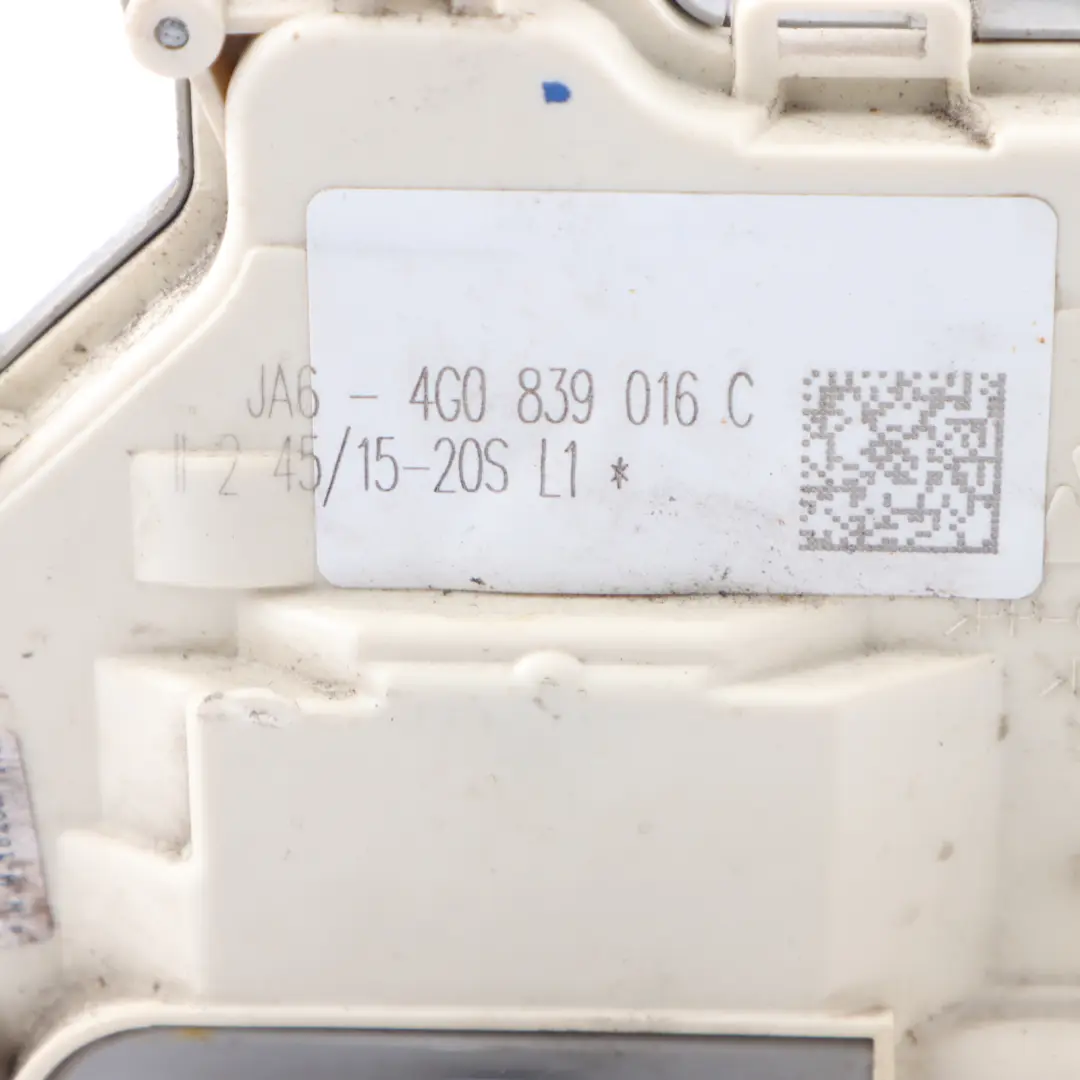 Gruppo attuatore blocco porta posteriore destro per Audi A3 8V con numero di parte 4G0839016C Audi A3 8V Gruppo attuatore blocco porta posteriore destro - SKU 4G0839016C - Numero di parte 4G0839016C