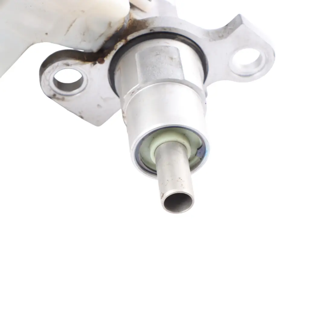 Brake Servo Master Fluid Reservoir Expansion Tank Bottle to Audi A5 8T with Part number 4G2611021 Audi A5 8T Brake Servo Master Fluid Reservoir Expansion Tank Bottle - SKU 4G2611021 - Part number 4G2611021