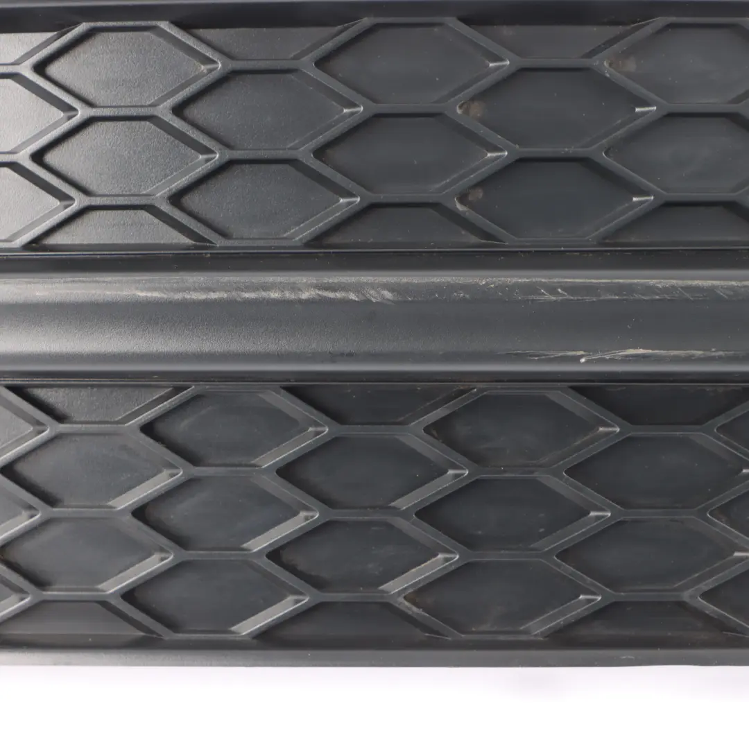 Front Bumper Right O/S Grille Cover Trim Duct Black to Audi S7 A7 4G with Part number 4G8807682B Audi S7 A7 4G Front Bumper Right O/S Grille Cover Trim Duct Black - SKU 4G8807682B - Part number 4G8807682B