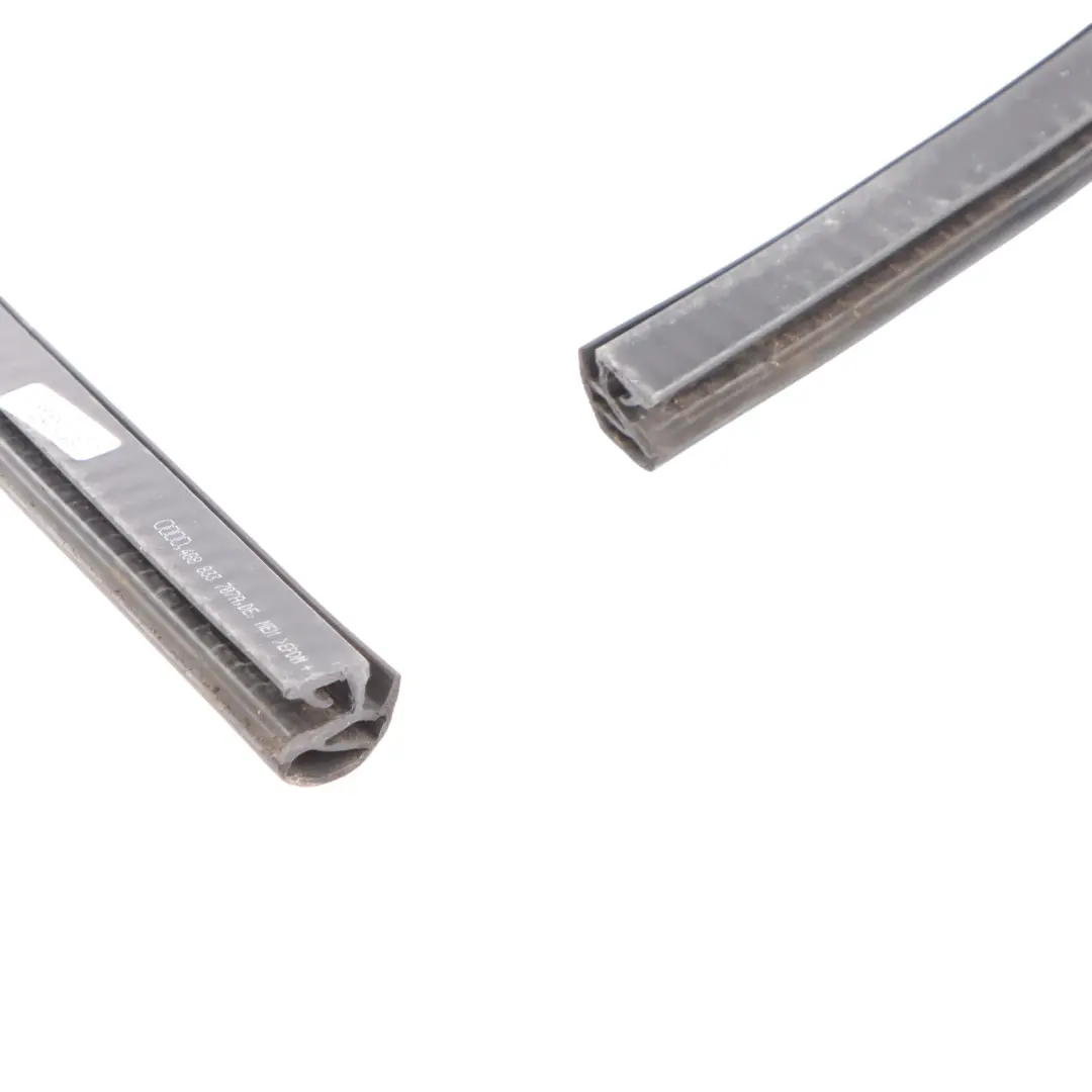 Guarnizione porta inferiore destra sinistra inferiore per AUDI S7 4G A7 con numero di parte 4G8833707A AUDI S7 4G A7 Guarnizione porta inferiore destra sinistra inferiore - SKU 4G8833707A - Numero di parte 4G8833707A