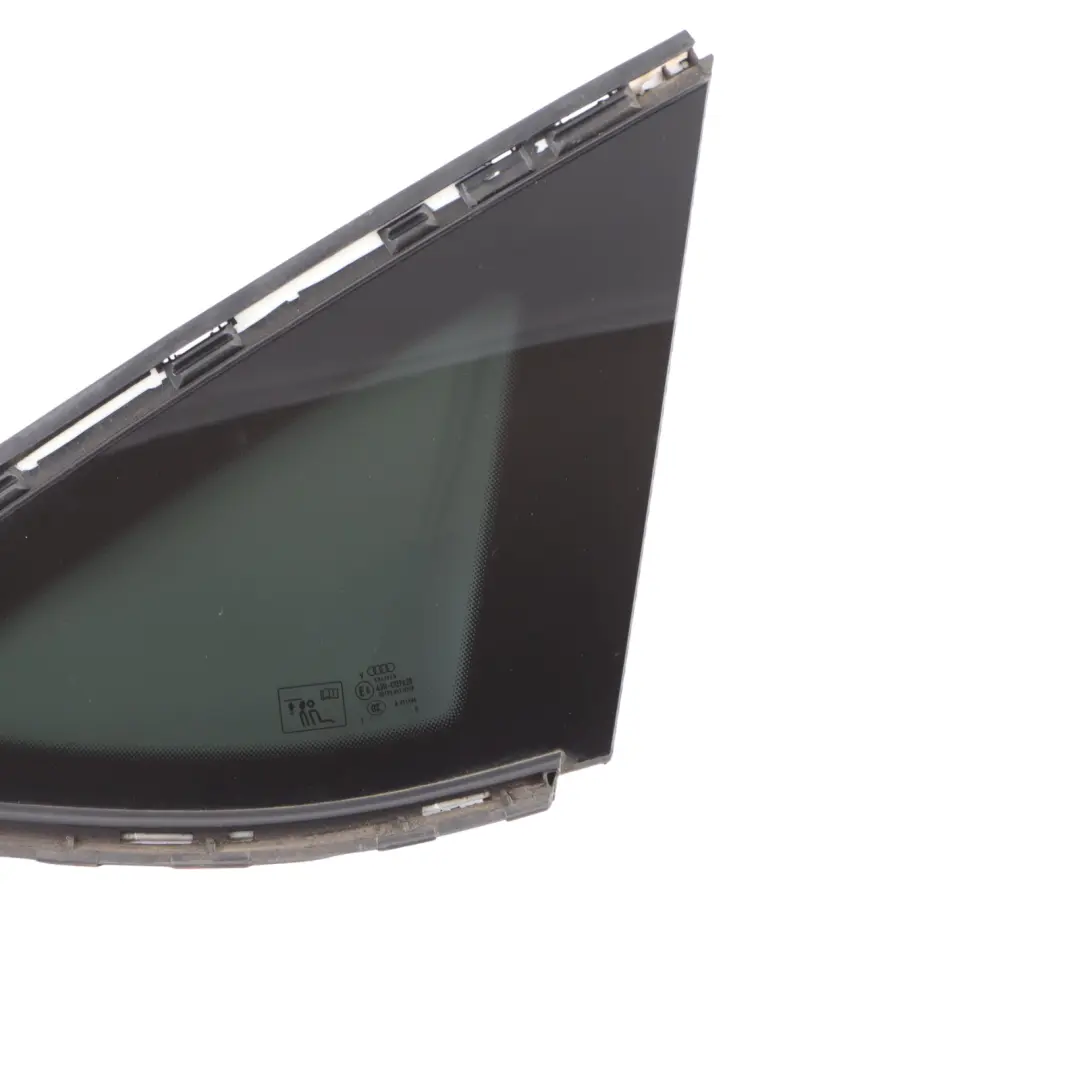 Vitrage de la lunette arrière droite AS3 pour Audi A7 4G à propos du numéro de pièce 4G8845300F Audi A7 4G Vitrage de la lunette arrière droite AS3 - SKU 4G8845300F - Numéro de pièce 4G8845300F