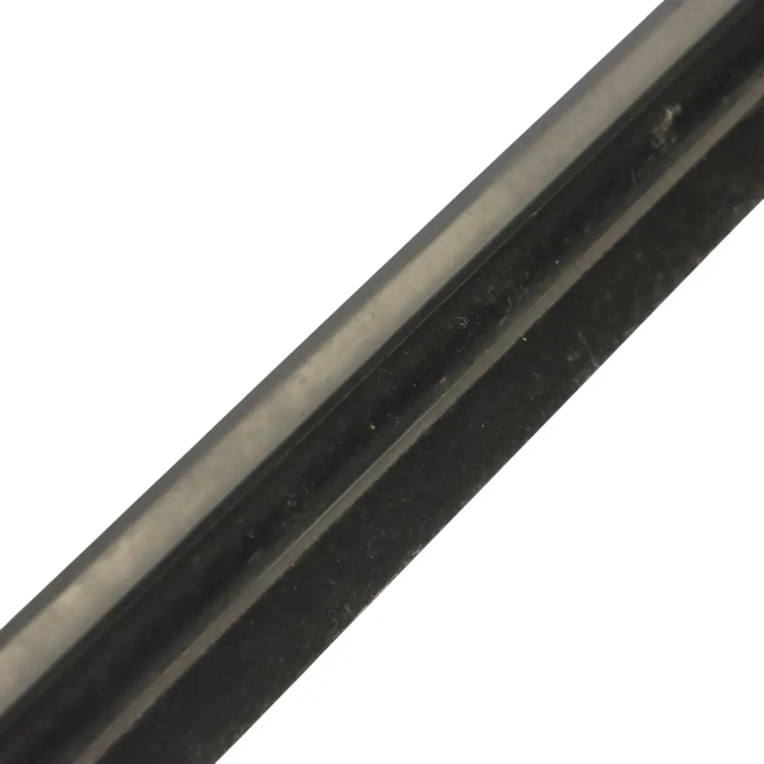 finestra porta anteriore Striscia esterna sinistra per Audi A7 4G con numero di parte 4G8853283B Audi A7 4G finestra porta anteriore Striscia esterna sinistra - SKU 4G8853283B - Numero di parte 4G8853283B