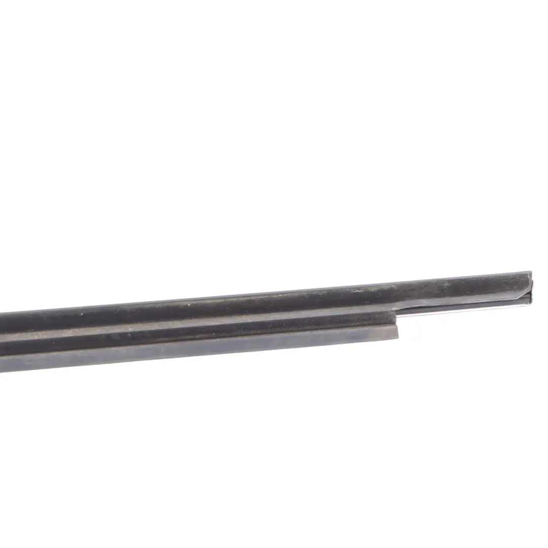 Audi S7 4G Front Door Window Trim Outer Weather Strip Right O/S - SKU 4G8853284B - Part number 4G8853284B