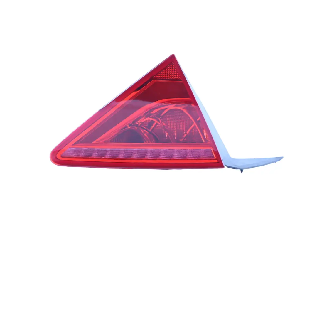 Luce Posteriore Portellone Bagagliaio Luce Sinistra LED per Audi A7 4G con numero di parte 4G8945093 Audi A7 4G Luce Posteriore Portellone Bagagliaio Luce Sinistra LED - SKU 4G8945093 - Numero di parte 4G8945093