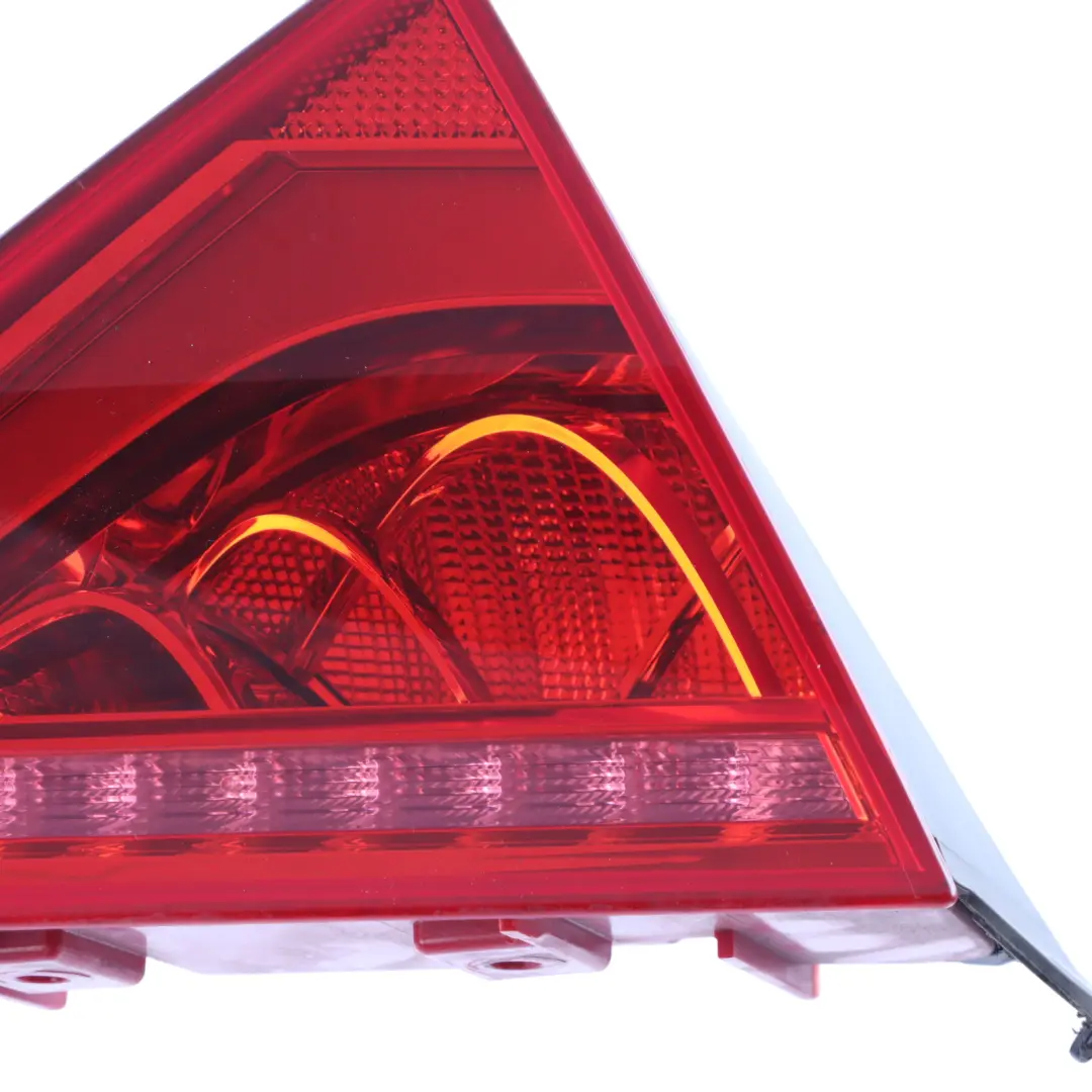 Feu Arrière De Hayon De Coffre Lampe LED pour Audi A7 4G à propos du numéro de pièce 4G8945093 Audi A7 4G Feu Arrière De Hayon De Coffre Lampe LED - SKU 4G8945093 - Numéro de pièce 4G8945093