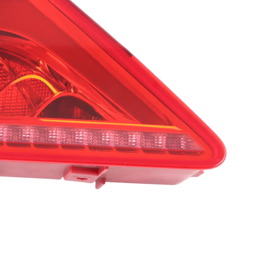 Coffre arrière Botte de couvercle à la lumière LED pour Audi A7 4G à propos du numéro de pièce 4G8945094 Audi A7 4G Coffre arrière Botte de couvercle à la lumière LED - SKU 4G8945094 - Numéro de pièce 4G8945094