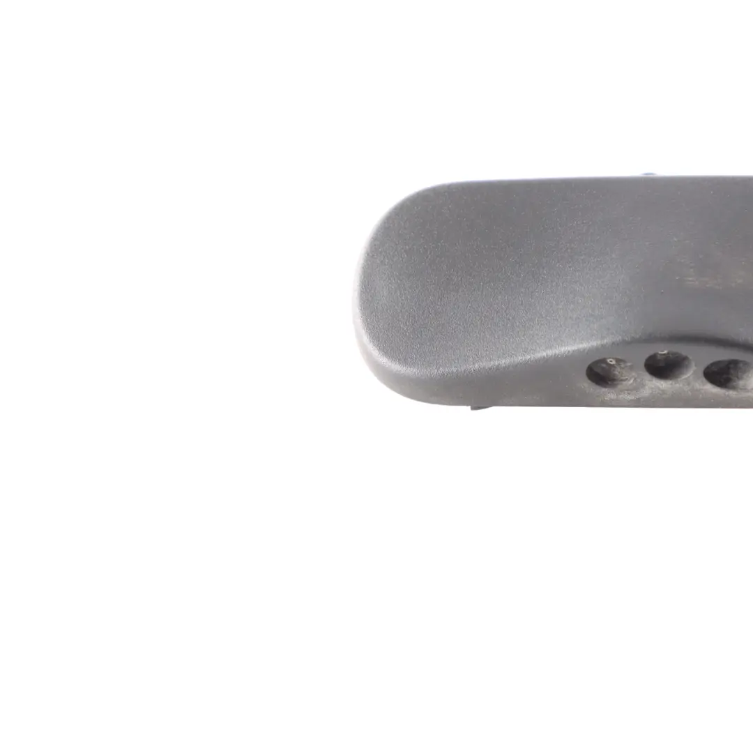 4G8 Dysza Spryskiwacza Szyby Przedniej Lewa do Audi S7 o numerze 4G8955987 Audi S7 4G8 Dysza Spryskiwacza Szyby Przedniej Lewa - SKU 4G8955987 - Numer Części 4G8955987