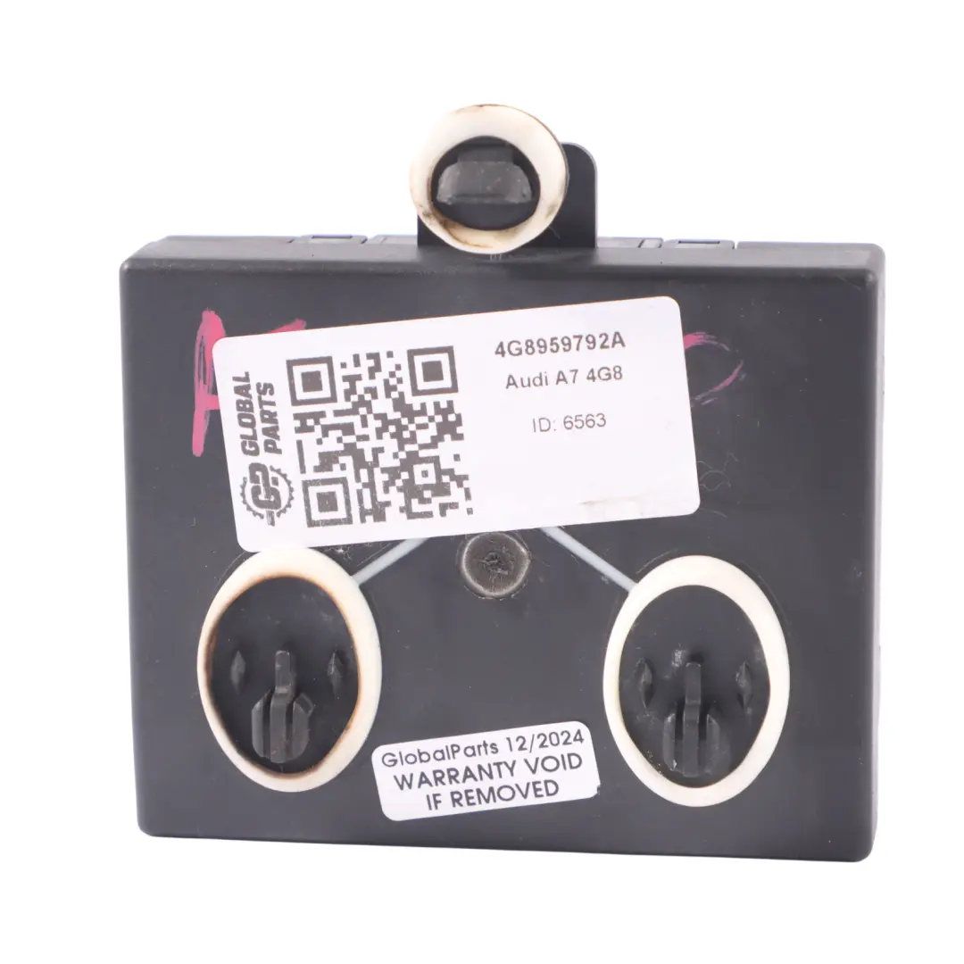 4G8 Moduł Drzwi Przednimi Prawy Strona Pasażera do AUDI A7 o numerze 4G8959792A AUDI A7 4G8 Moduł Drzwi Przednimi Prawy Strona Pasażera - SKU 4G8959792A - Numer Części 4G8959792A