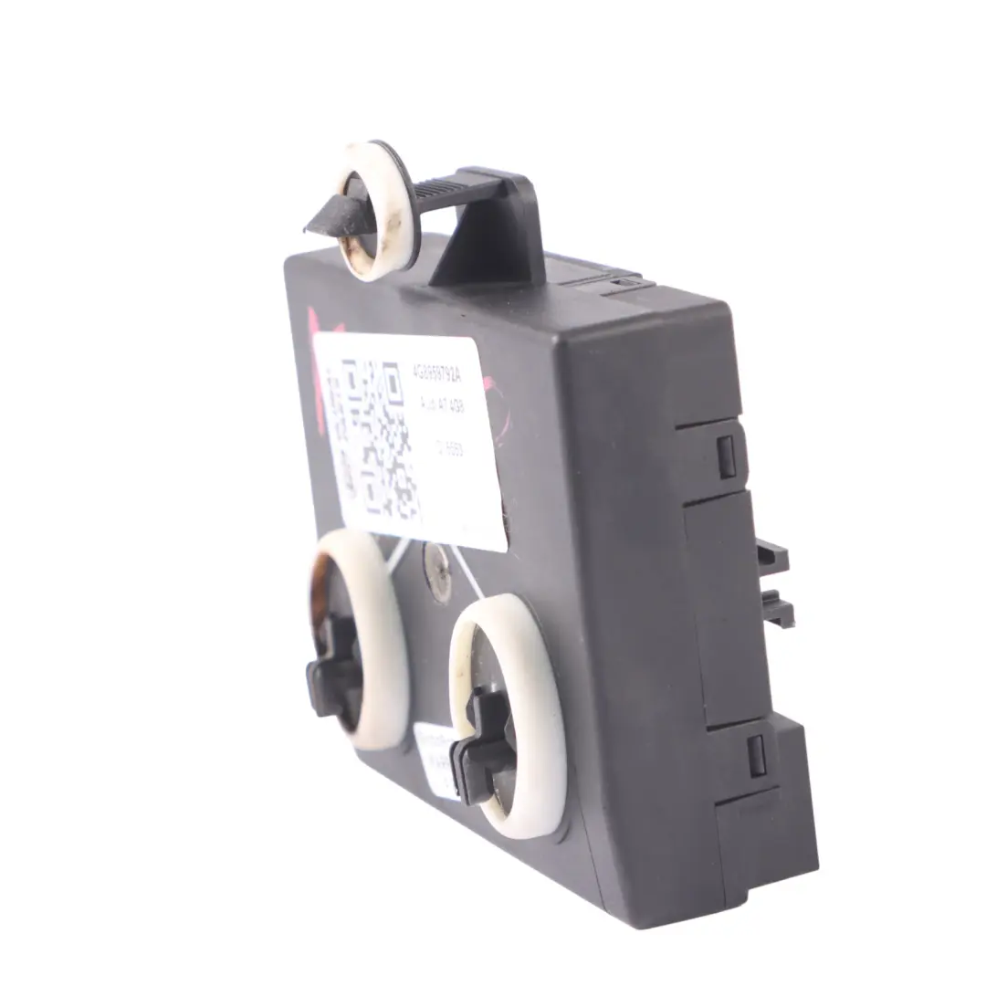 4G8 Modulo controllo porta anteriore destra lato passeggero per AUDI A7 con numero di parte 4G8959792A AUDI A7 4G8 Modulo controllo porta anteriore destra lato passeggero - SKU 4G8959792A - Numero di parte 4G8959792A