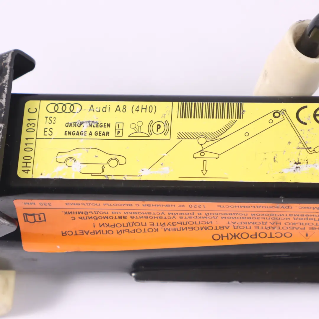 A8L 4H Emergency Tool Car Lift Jack Lifter to Audi with Part number 4H0011031C Audi A8L 4H Emergency Tool Car Lift Jack Lifter - SKU 4H0011031C - Part number 4H0011031C