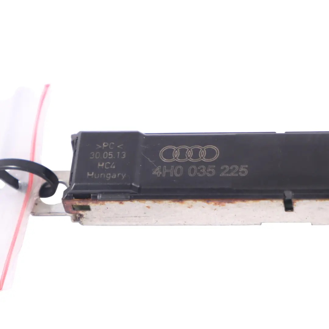 Audi A8L 4H Antenne Amplificateur AMP Booster Module - SKU 4H0035225 - Numéro de pièce 4H0035225