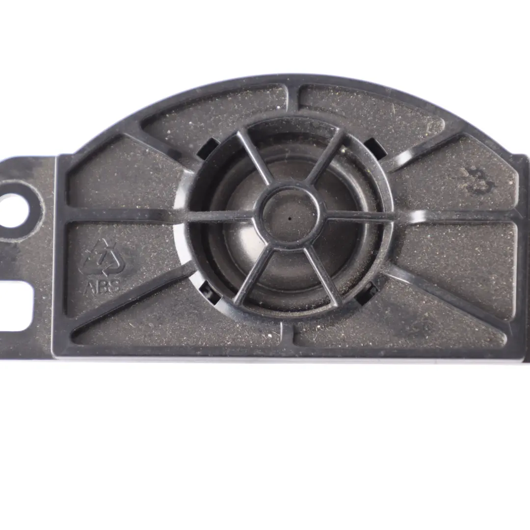 Haut-parleur tableau bord Tweeter BOSE Avant Gauche Droite pour Audi S7 4G à propos du numéro de pièce 4H0035399B Audi S7 4G Haut-parleur tableau bord Tweeter BOSE Avant Gauche Droite - SKU 4H0035399B - Numéro de pièce 4H0035399B