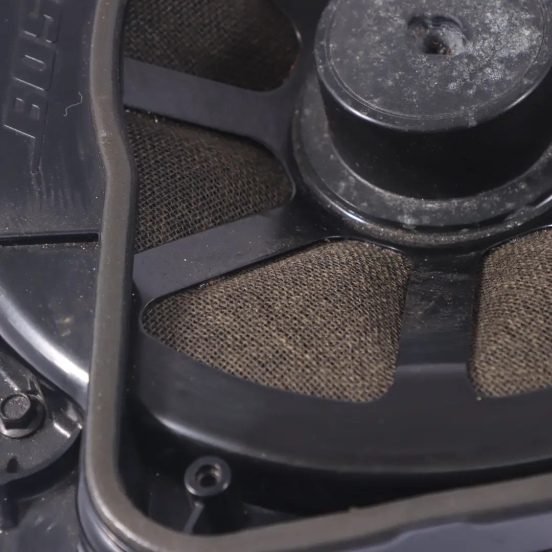 A8L 4H Bose Altoparlante subwoofer Hi-Fi Centro posteriore per Audi con numero di parte 4H0035481A Audi A8L 4H Bose Altoparlante subwoofer Hi-Fi Centro posteriore - SKU 4H0035481A - Numero di parte 4H0035481A