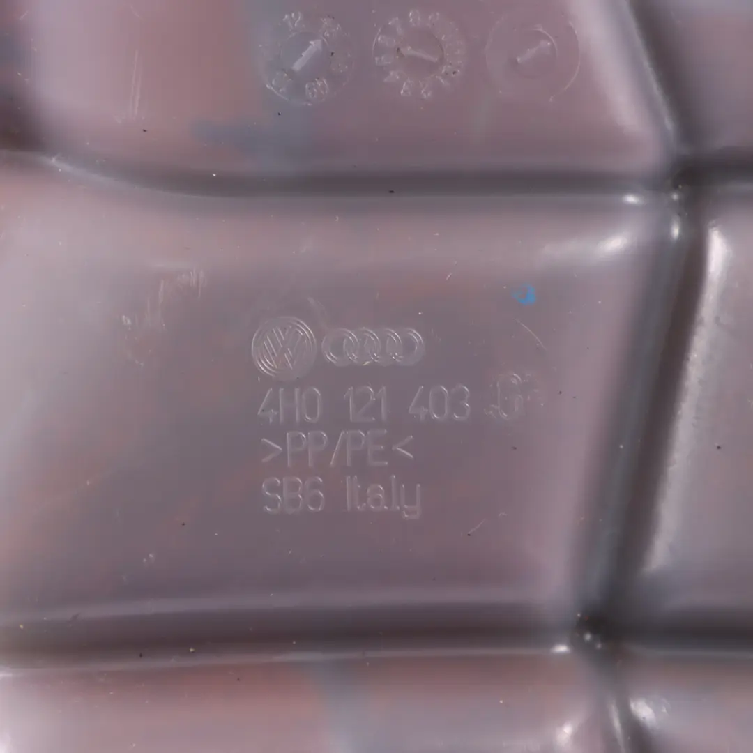 A8L 4H 3.0 TDI CDTA Zbiornik Wyrównawczy Płynu Chłodzącego do Audi o numerze 4H0121403G Audi A8L 4H 3.0 TDI CDTA Zbiornik Wyrównawczy Płynu Chłodzącego - SKU 4H0121403G - Numer Części 4H0121403G