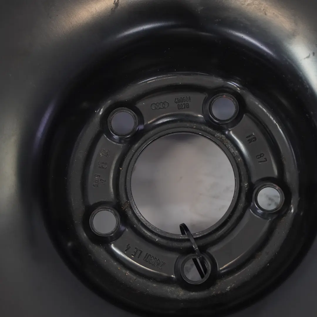 Roue de secours 19" 5J ET:22 Continental 145/80 pour Audi A8 S8 D4 4H à propos du numéro de pièce 4H0601027B Audi A8 S8 D4 4H Roue de secours 19" 5J ET:22 Continental 145/80 - SKU 4H0601027B - Numéro de pièce 4H0601027B