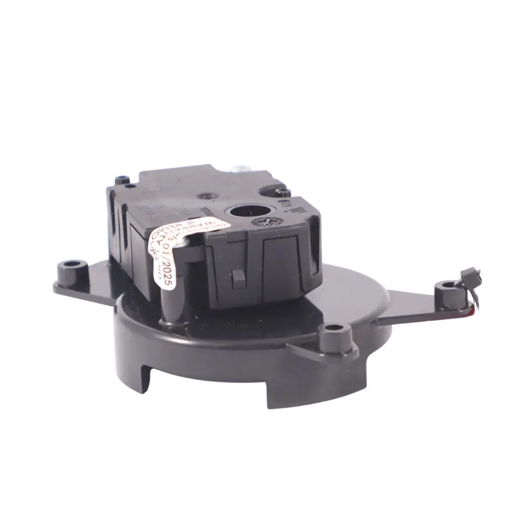A8L 4H Air Flap Positioning Motor Dashboard Centre to Audi with Part number 4H0820511B Audi A8L 4H Air Flap Positioning Motor Dashboard Centre - SKU 4H0820511B - Part number 4H0820511B