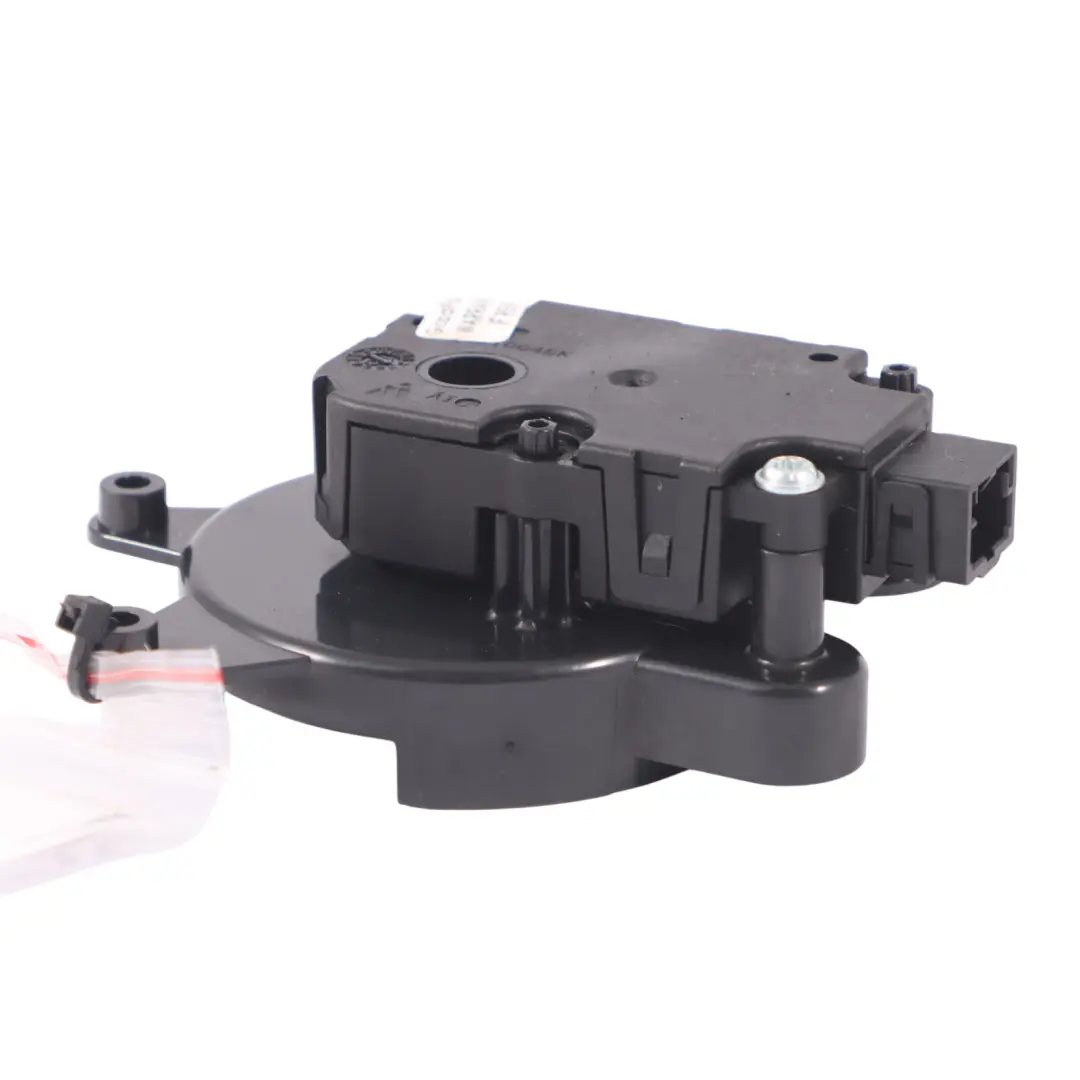 A8L 4H Air Flap Positioning Motor Dashboard Centre to Audi with Part number 4H0820511B Audi A8L 4H Air Flap Positioning Motor Dashboard Centre - SKU 4H0820511B - Part number 4H0820511B