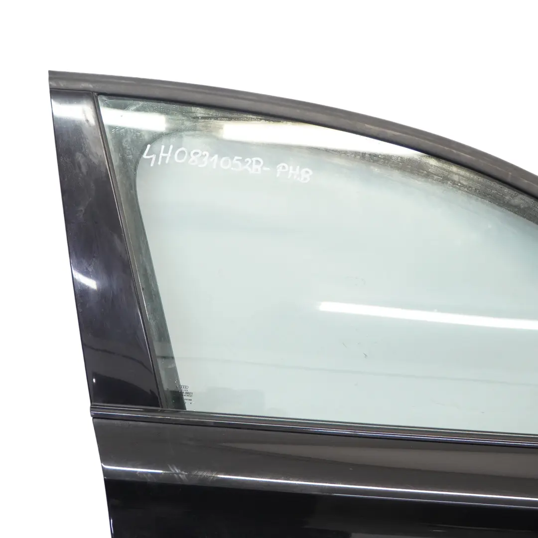 Pannello di copertura anteriore destro Phantom Black - Z9Y per Audi A8 4H con numero di parte 4H0831052B Audi A8 4H Pannello di copertura anteriore destro Phantom Black - Z9Y - SKU 4H0831052B-PHB - Numero di parte 4H0831052B