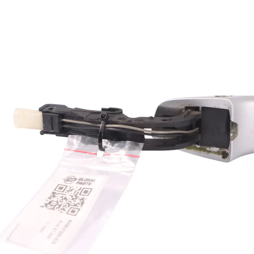Trasera Izquierda Exterior Manija Exterior Grab Hielo Plata - X7W para Audi RS6 C7 con número de pieza 4H0837205 Audi RS6 C7 Trasera Izquierda Exterior Manija Exterior Grab Hielo Plata - X7W - SKU 4H0837205-ICS - Número de pieza 4H0837205