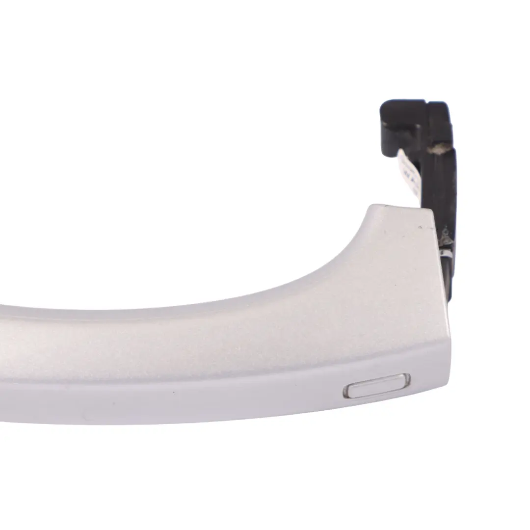 Maniglia esterna posteriore sinistra Maniglia esterna ghiaccio - X7W per Audi RS6 C7 con numero di parte 4H0837205 Audi RS6 C7 Maniglia esterna posteriore sinistra Maniglia esterna ghiaccio - X7W - SKU 4H0837205-ICS - Numero di parte 4H0837205