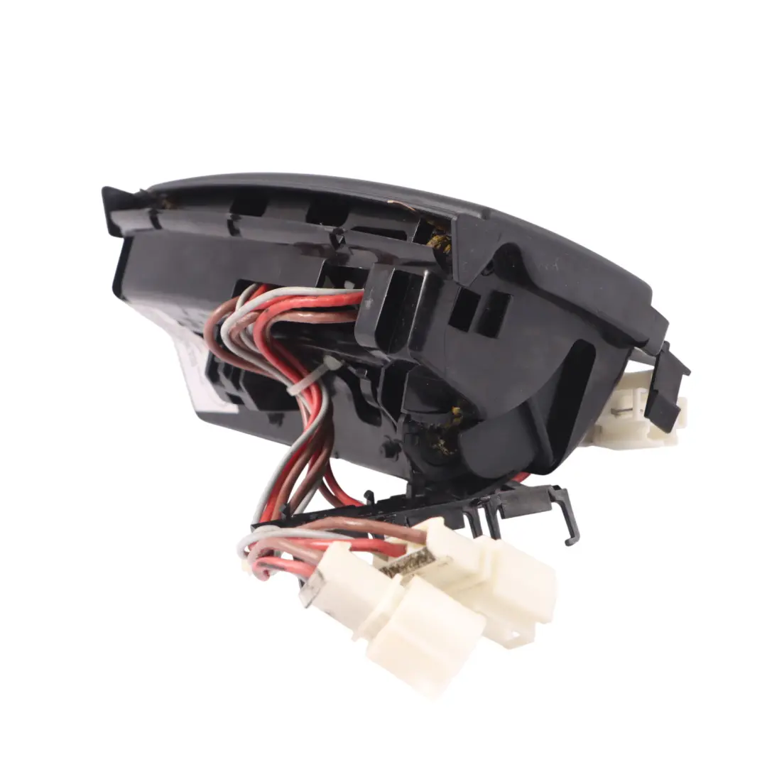 Audi A8L 4H Prise de courant Allumecigarette 12V Panneau - SKU 4H0864051B - Numéro de pièce 4H0864051B