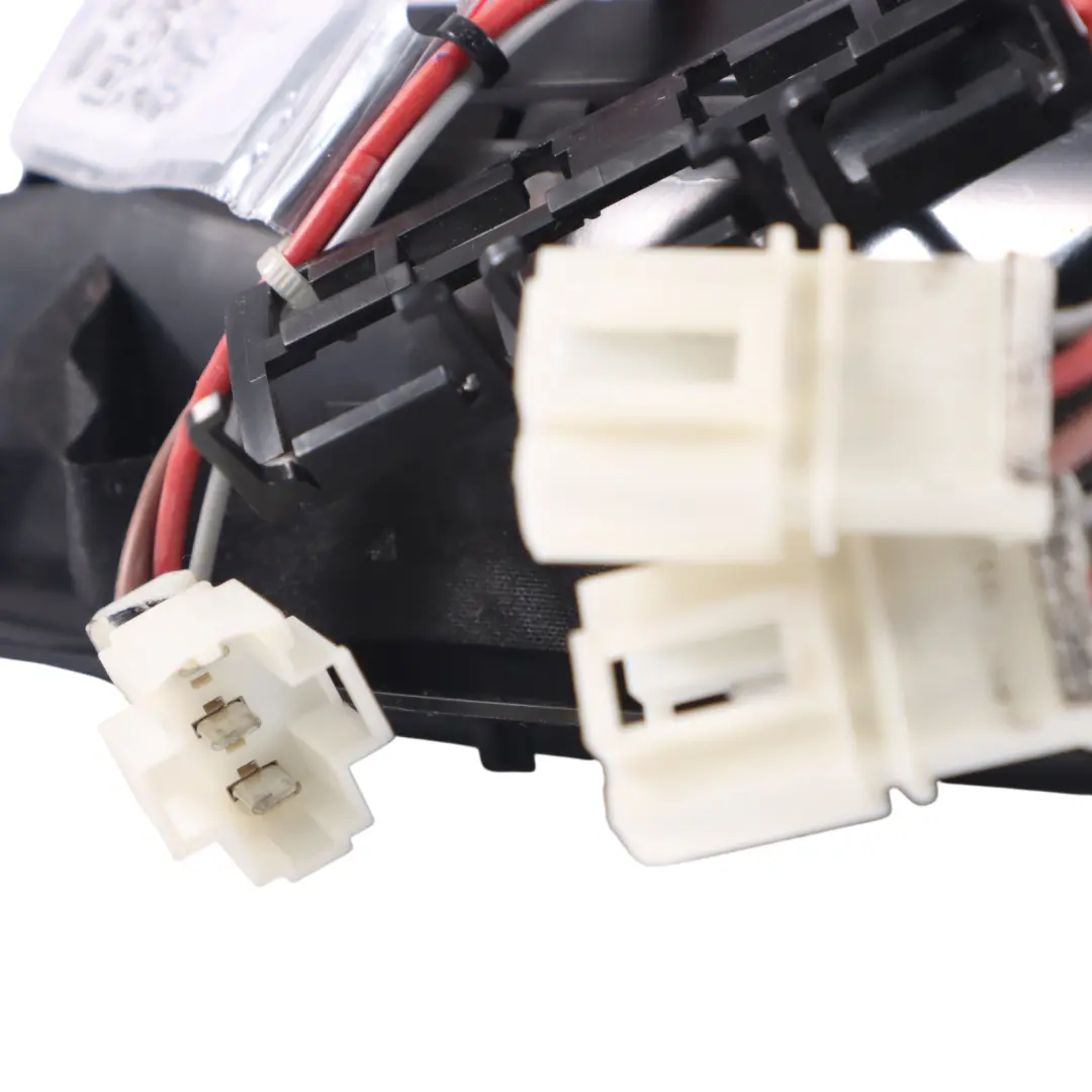Audi A8L 4H Prise de courant Allumecigarette 12V Panneau - SKU 4H0864051B - Numéro de pièce 4H0864051B