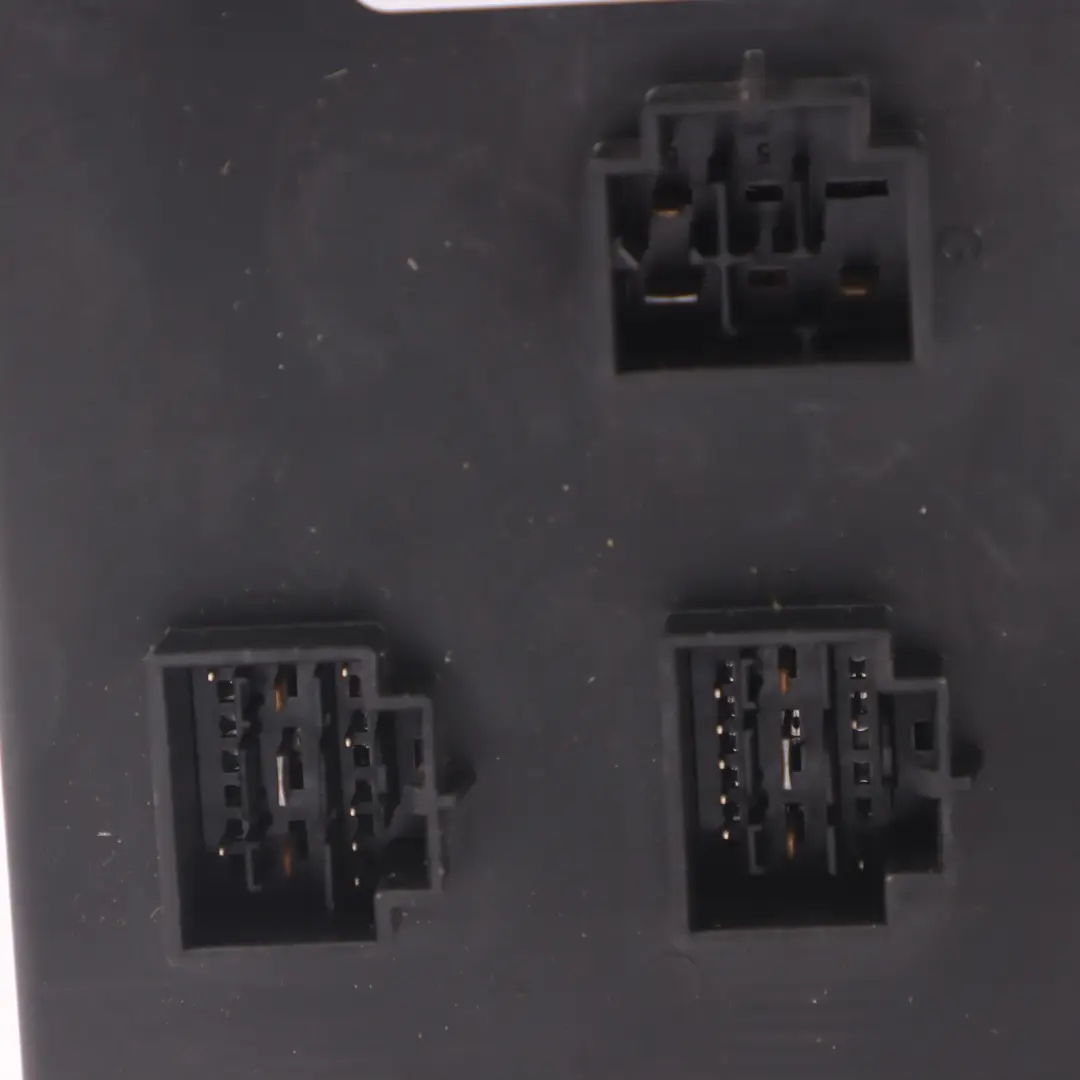 Audi A8L 4H Modulo di controllo del comfort di bordo Unità CCM ECU - SKU 4H0907063CD - Numero di parte 4H0907063CD