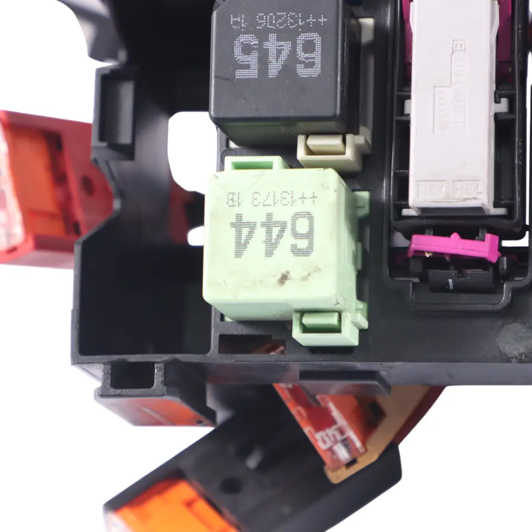 Audi A8 D4 4H Relay staffa portafusibili scatola di giunzione - SKU 4H0907348C - Numero di parte 4H0907348C