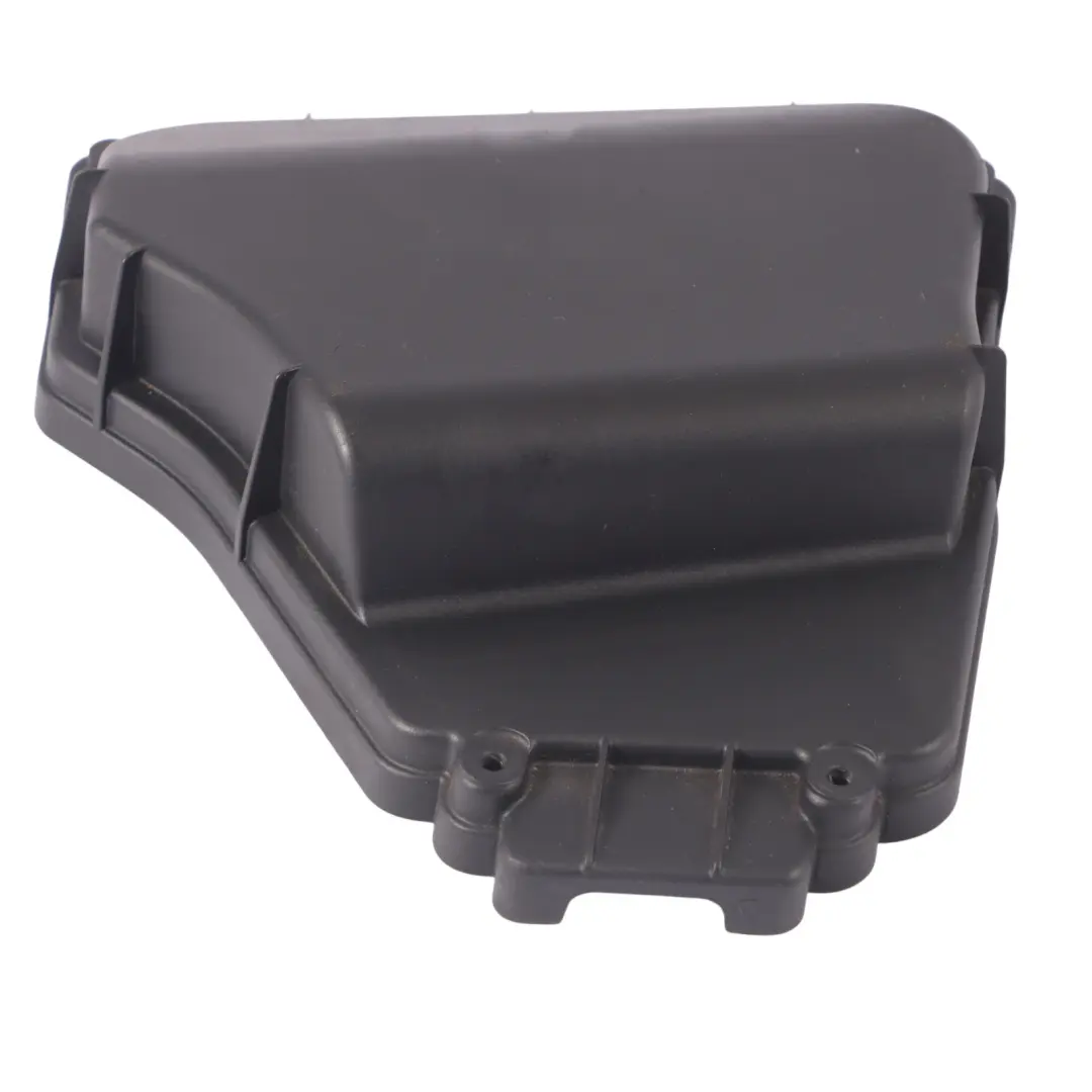 A8L 4H Scatola fusibili Camera Coperchio Alloggiamento coperchio per Audi con numero di parte 4H0937555 Audi A8L 4H Scatola fusibili Camera Coperchio Alloggiamento coperchio - SKU 4H0937555 - Numero di parte 4H0937555