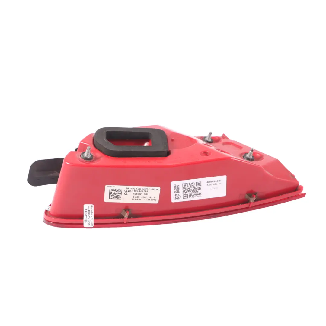 AUDI A8L 4H Couvercle de coffre arrière Feu arrière LED droit - SKU 4H0945094 - Numéro de pièce 4H0945094