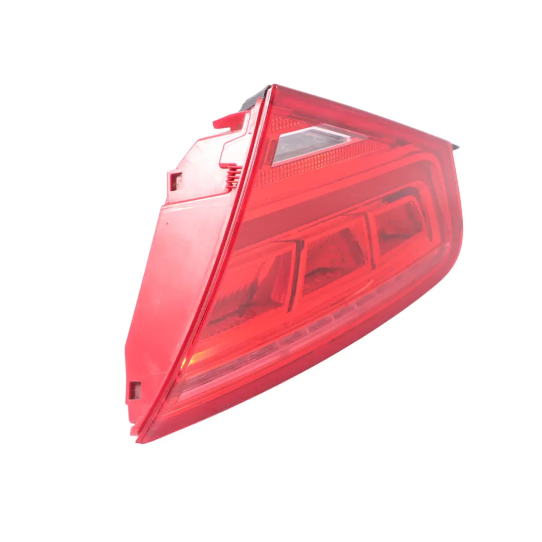 A8L 4H Rear Boot Lid Lamp Hatch Tail Light Inner LED Right O/S to AUDI with Part number 4H0945094 AUDI A8L 4H Rear Boot Lid Lamp Hatch Tail Light Inner LED Right O/S - SKU 4H0945094 - Part number 4H0945094