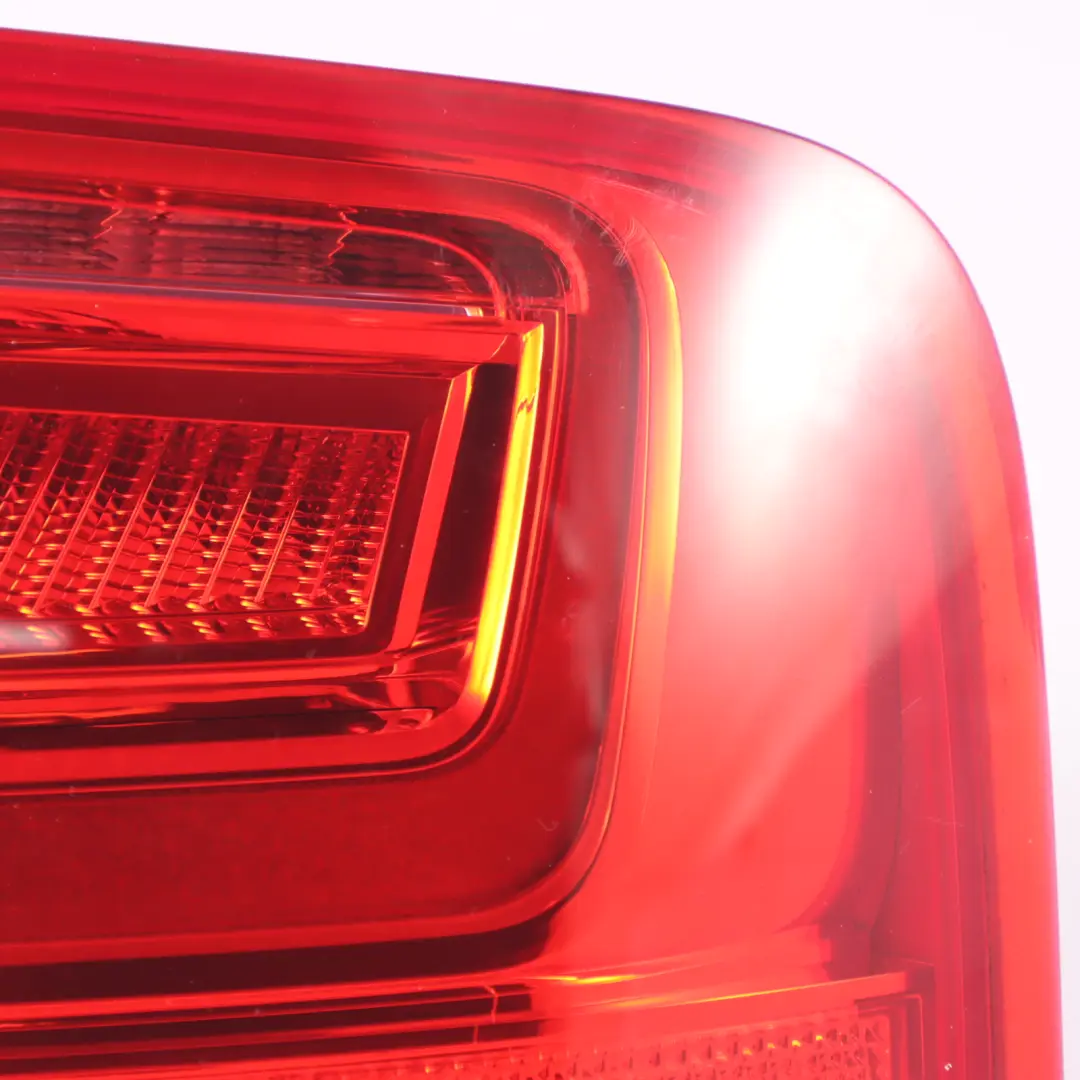 A8L 4H Feu arrière à LED droit pour AUDI à propos du numéro de pièce 4H0945096 AUDI A8L 4H Feu arrière à LED droit - SKU 4H0945096 - Numéro de pièce 4H0945096