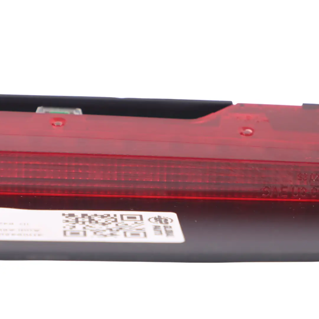 A8L 4H Luz Trasera Adicional Tercera Luz De Freno para Audi con número de pieza 4H0945097A Audi A8L 4H Luz Trasera Adicional Tercera Luz De Freno - SKU 4H0945097A - Número de pieza 4H0945097A