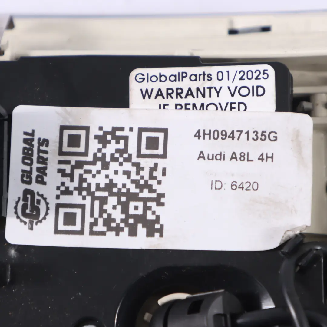 Audi A8L 4H luminoso interno tetto Lampada lettura anteriore Grigio - SKU 4H0947135G - Numero di parte 4H0947135G