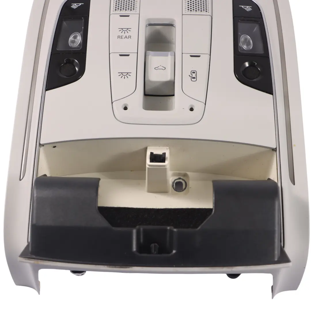 A8L 4H Innen Raum Dachleuchte Panel vorne Leselampe grau für Audi mit Teilenummer 4H0947135G Audi A8L 4H Innen Raum Dachleuchte Panel vorne Leselampe grau - SKU 4H0947135G - Teilenummer 4H0947135G