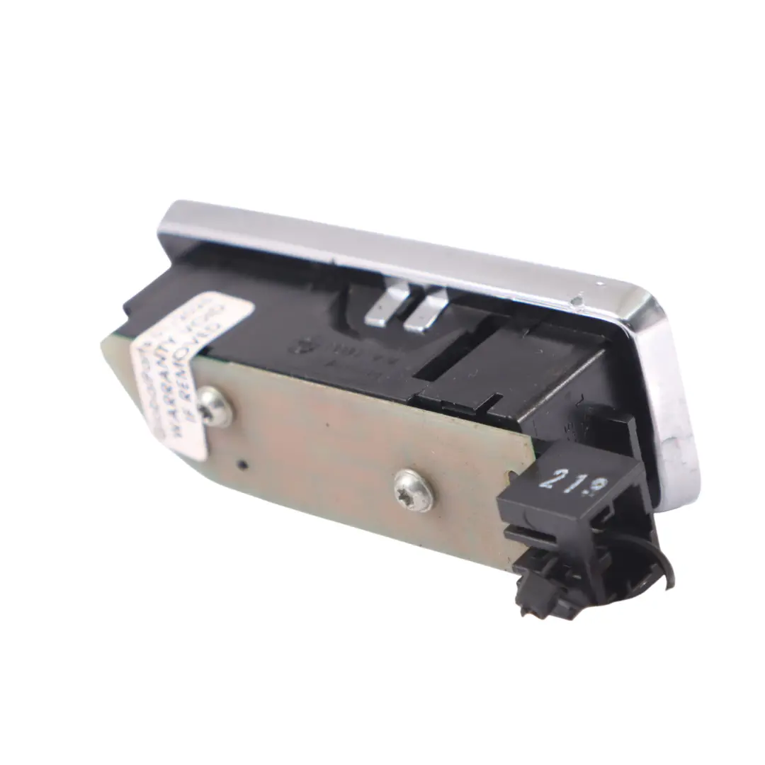 Audi A8L 4H Lampe de lecture intérieure de toit arrière gauche - SKU 4H0947353 - Numéro de pièce 4H0947353