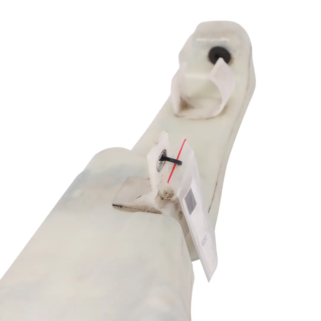 A8L 4H serbatoio liquido lavavetro per Audi con numero di parte 4H0955453B Audi A8L 4H serbatoio liquido lavavetro - SKU 4H0955453B - Numero di parte 4H0955453B