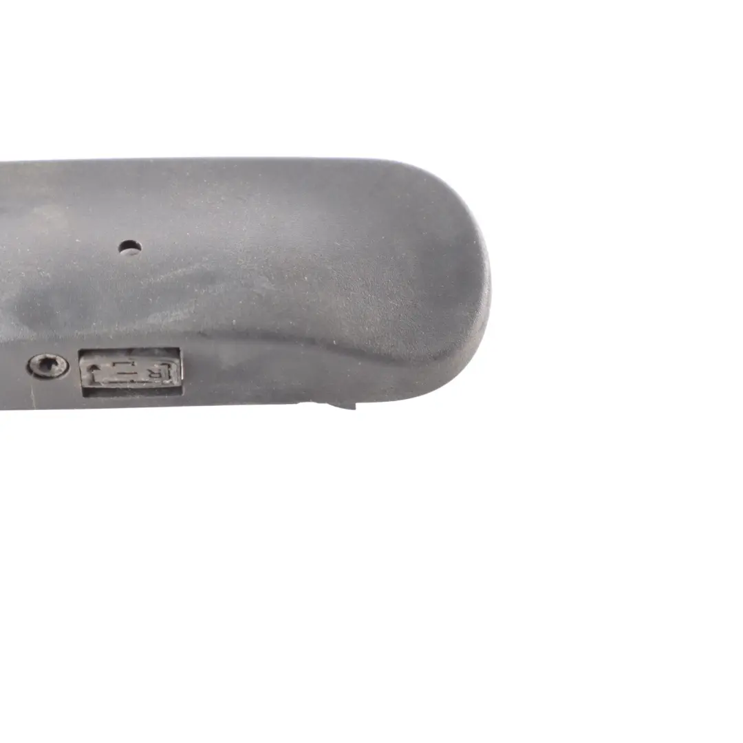 Windscreen Heated Washer Jet Nozzle Front Right O/S to Audi A1 8X with Part number 8X0955988E Audi A1 8X Windscreen Heated Washer Jet Nozzle Front Right O/S - SKU 8X0955988E - Part number 8X0955988E