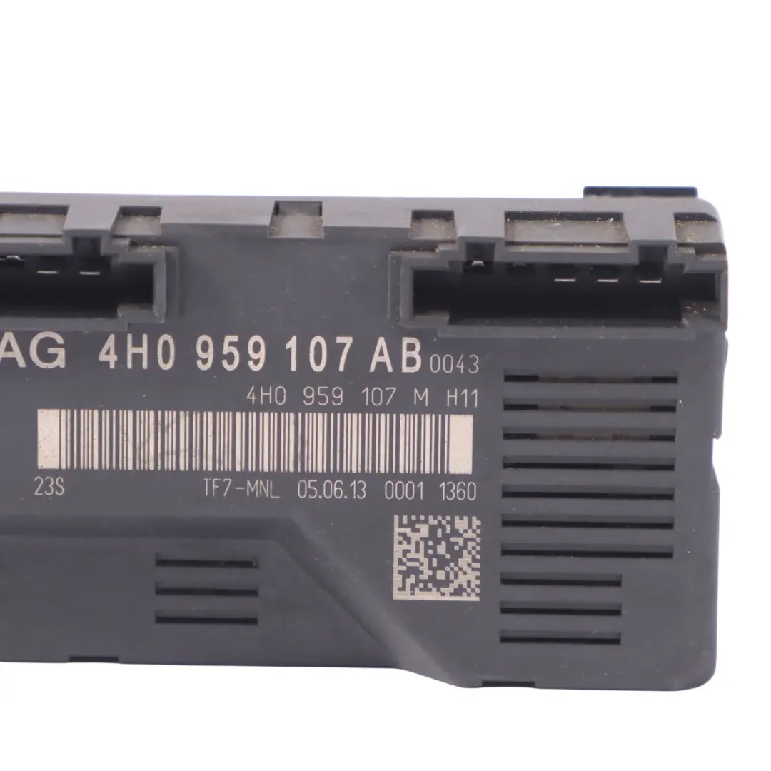 A8L 4H Portellone posteriore coperchio bagagliaio Modulo Trunk per Audi con numero di parte 4H0959107AB Audi A8L 4H Portellone posteriore coperchio bagagliaio Modulo Trunk - SKU 4H0959107AB - Numero di parte 4H0959107AB