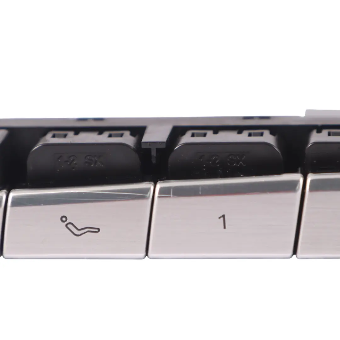 A8L 4H control ajuste memoria asiento puerta trasera izquierda pour Audi à propos du numéro de pièce 4H0959769E Audi A8L 4H control ajuste memoria asiento puerta trasera izquierda - SKU 4H0959769E - Numéro de pièce 4H0959769E