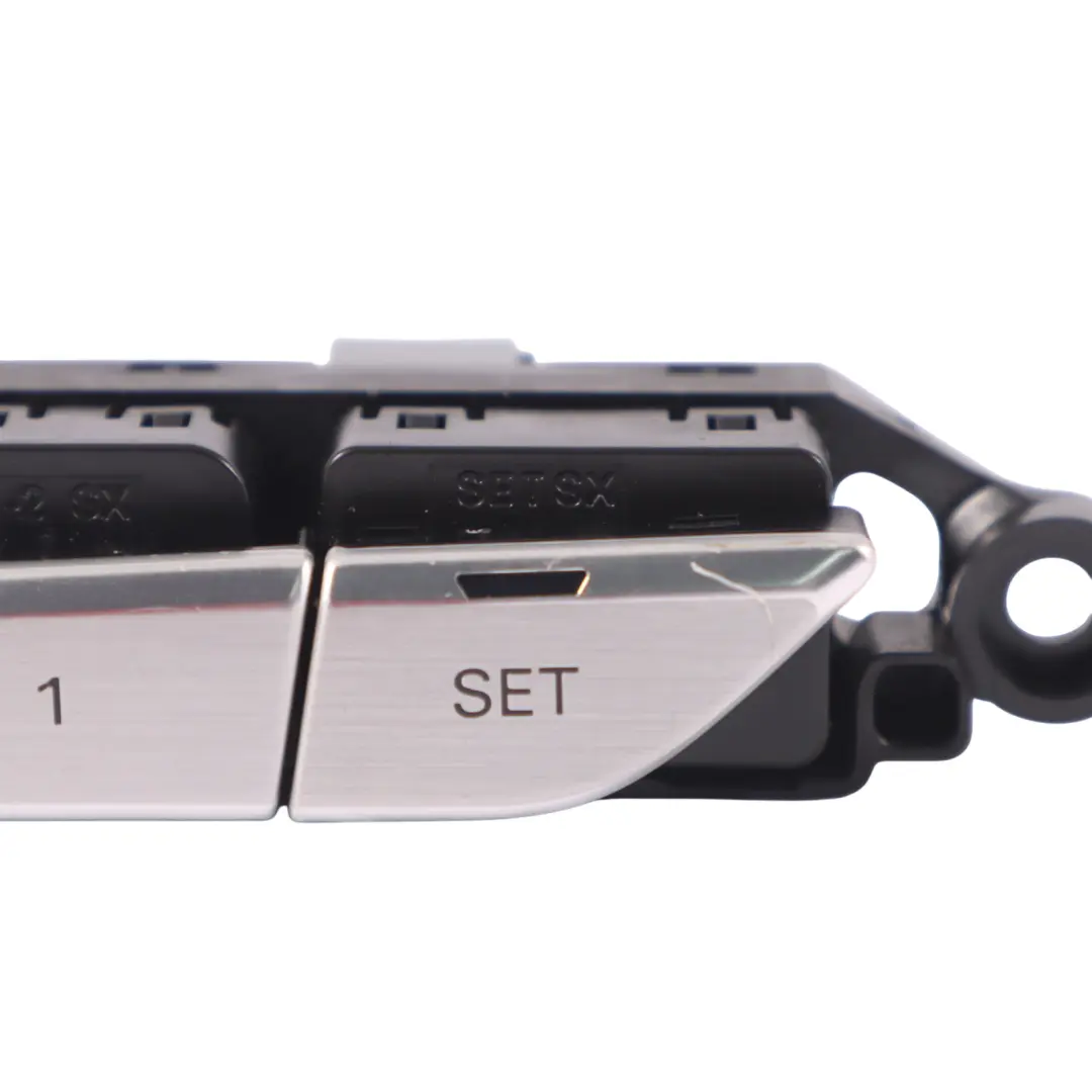 A8L 4H control ajuste memoria asiento puerta trasera izquierda pour Audi à propos du numéro de pièce 4H0959769E Audi A8L 4H control ajuste memoria asiento puerta trasera izquierda - SKU 4H0959769E - Numéro de pièce 4H0959769E