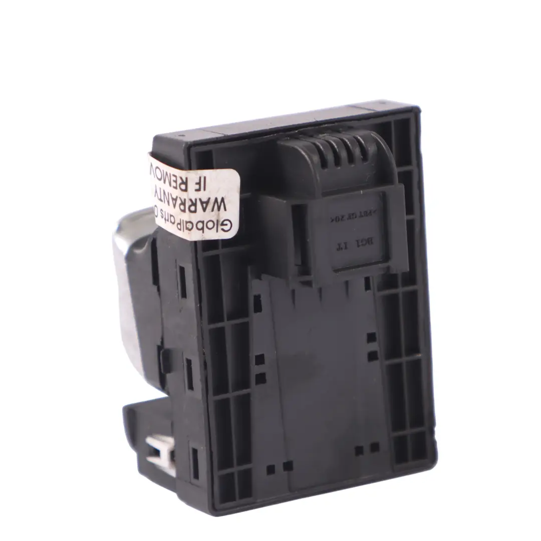 A8L 4H Interrupteur De Commande De Store De Vitre Arrière pour Audi à propos du numéro de pièce 4H0959851F Audi A8L 4H Interrupteur De Commande De Store De Vitre Arrière - SKU 4H0959851F - Numéro de pièce 4H0959851F