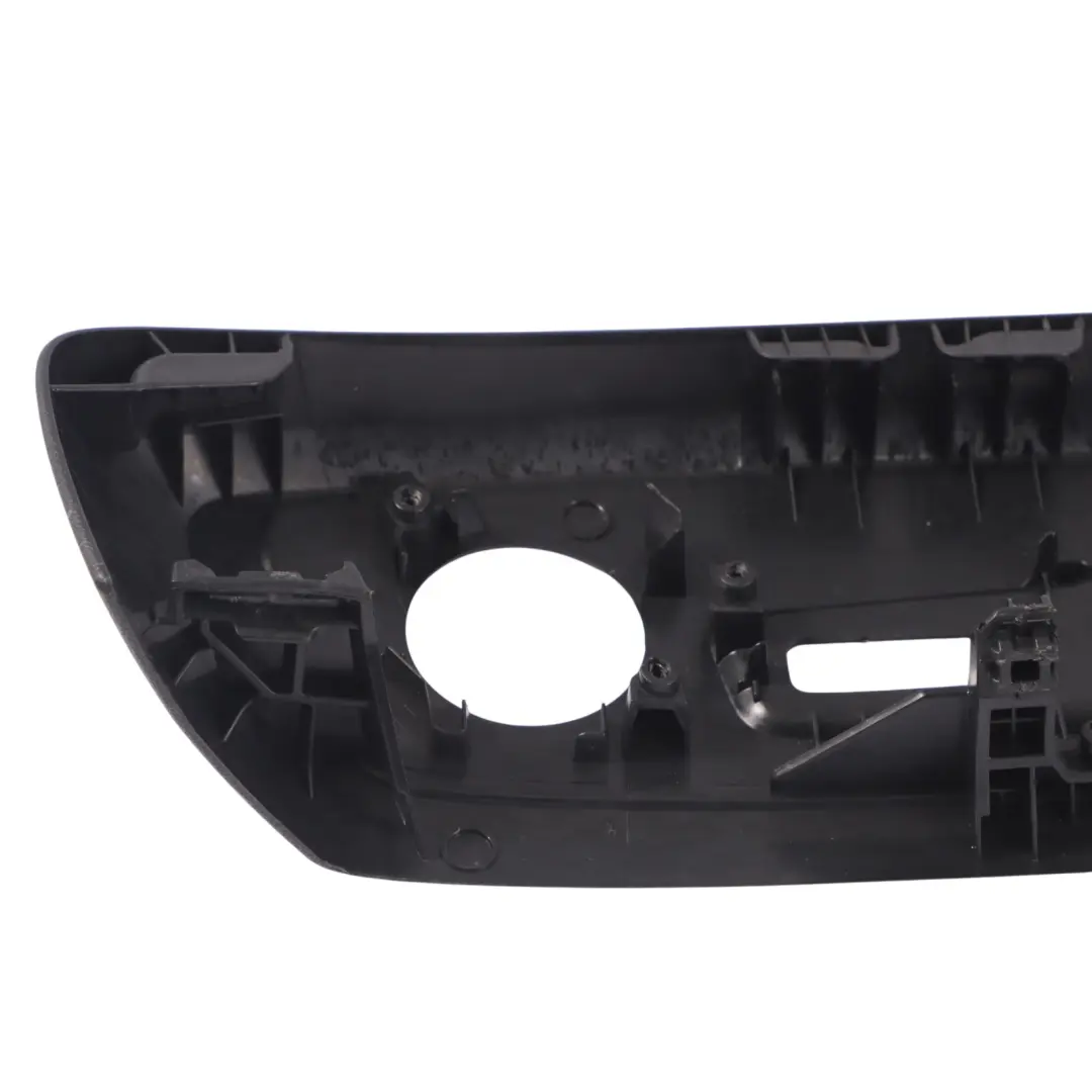 8Y Panneau d'habillage extérieur de siège noir avant droit Audi A3 S3 - SKU 4K0881326B - Numéro de pièce 4K0881326B
