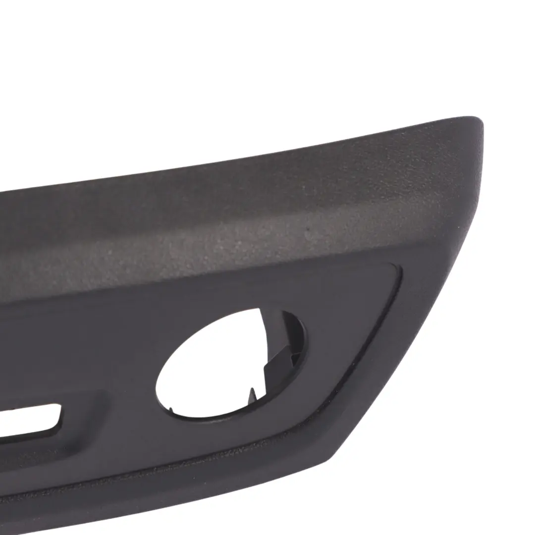 8Y Panneau d'habillage extérieur de siège noir avant droit Audi A3 S3 - SKU 4K0881326B - Numéro de pièce 4K0881326B
