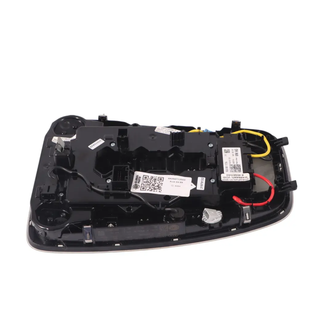 Audi A4 B9 Feu toit Lampe de lecture avant Panneau intérieur blanc - SKU 4K0947135AE - Numéro de pièce 4K0947135AE