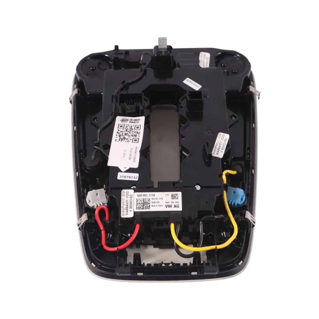 Luz de Techo Luz Lectura Delantera Panel Interior Blanco para Audi A4 B9 con número de pieza 4K0947135AE Audi A4 B9 Luz de Techo Luz Lectura Delantera Panel Interior Blanco - SKU 4K0947135AE - Número de pieza 4K0947135AE